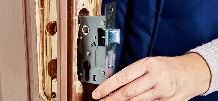 Garage Door Lock Replacement Agawam